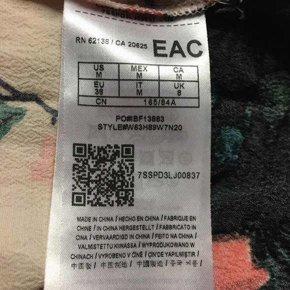 Unique Guess Women’s Button-Down Long Sleeve Top - Picture 8 of 9